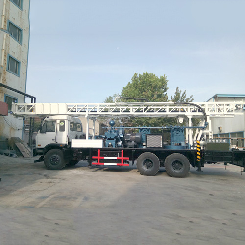 BZC400<em></em>xDF6x4III车装水井钻机