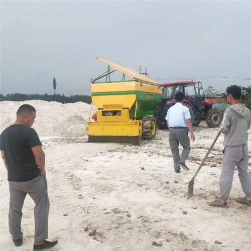 石灰粉料布灰机 路面铺灰车