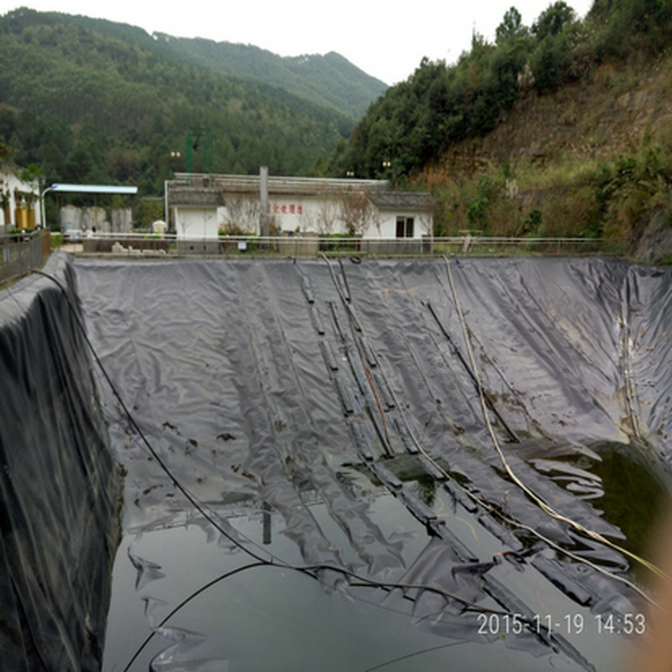 沼液池底部防渗膜 0.5mmHDPE土工膜厂家批发