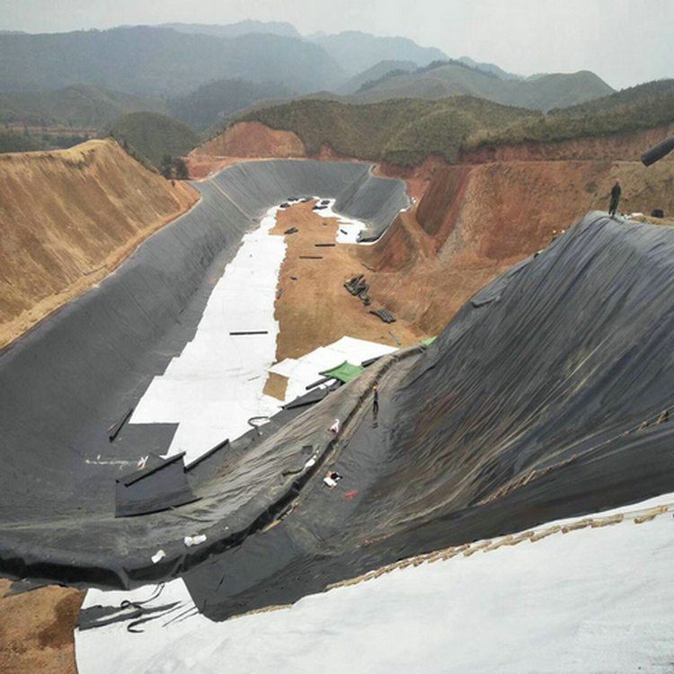 雷神山防渗膜性能稳定