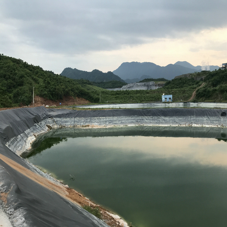 贵州养殖场厌氧塘双糙面HDPE土工膜 防渗膜专用胶 达标复合土工膜批发