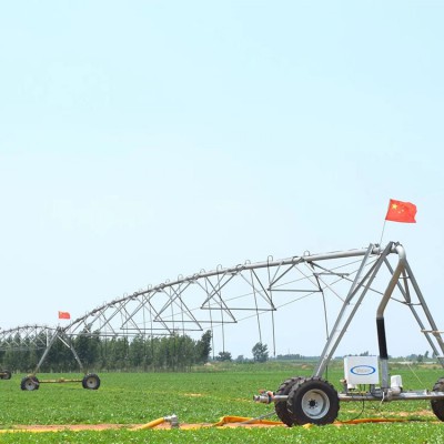 小型平移式喷灌机